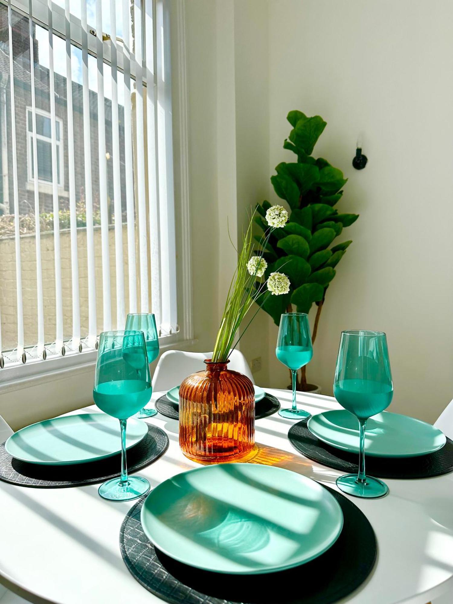 Cosy & Modern 4Bd House Near Anfield Stadium Villa Liverpool Bagian luar foto