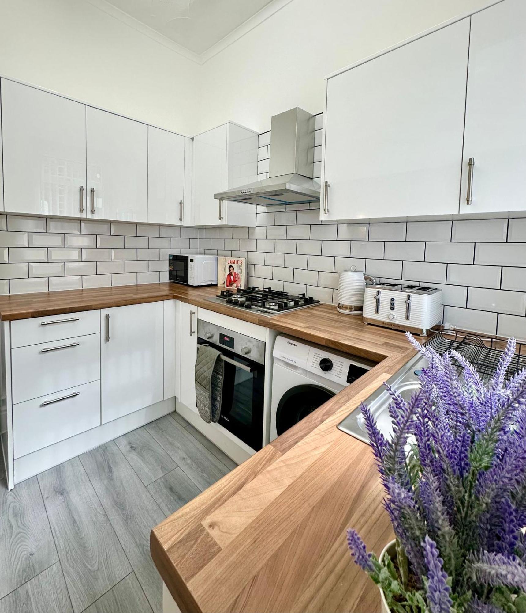 Cosy & Modern 4Bd House Near Anfield Stadium Villa Liverpool Bagian luar foto